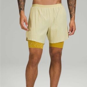 Lululemon Surge Lined Short 6" Special Edition Dew Green / Auric Gold Medium